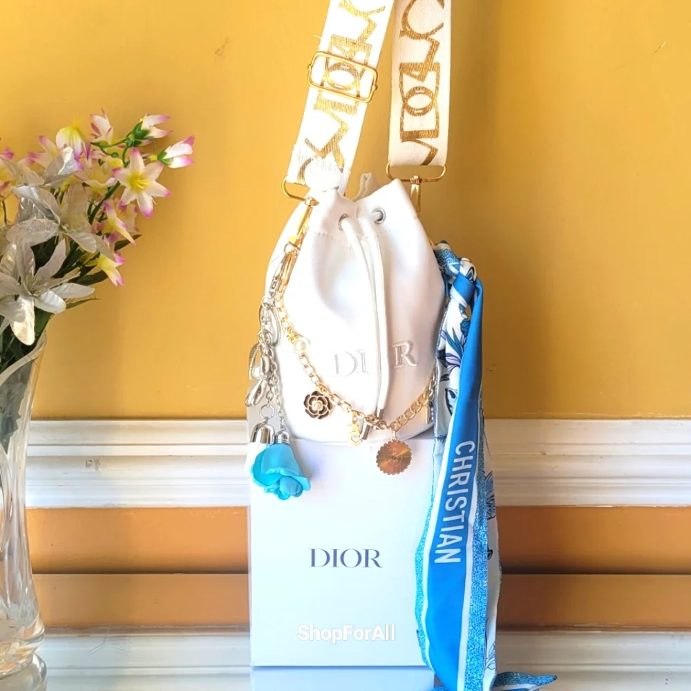 Dior - Picture 14 of 16